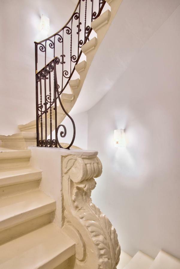 U Collection - A Luxury Collection Suites, فاليتا المظهر الخارجي الصورة
